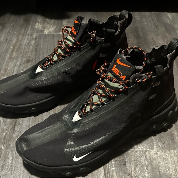 Nike Mens Size 11 React Runner Mid WR ISPA Black/White/Anthracite AT3143-001 - Picture 3 of 6